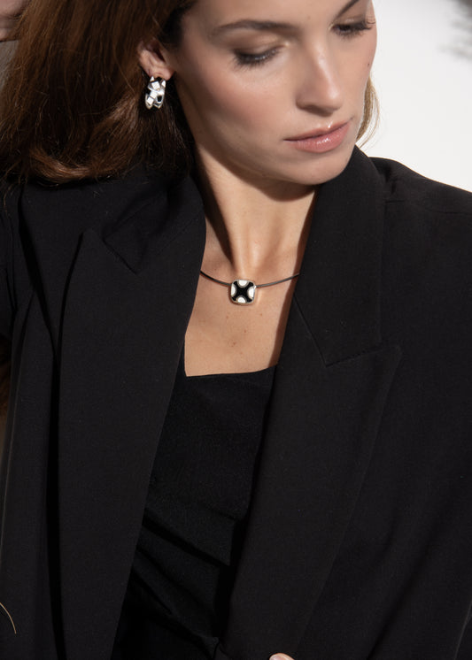 Collana Girocollo Choker Necklace con Pendente Square Alta Oreficeria Color Extremes Krizia